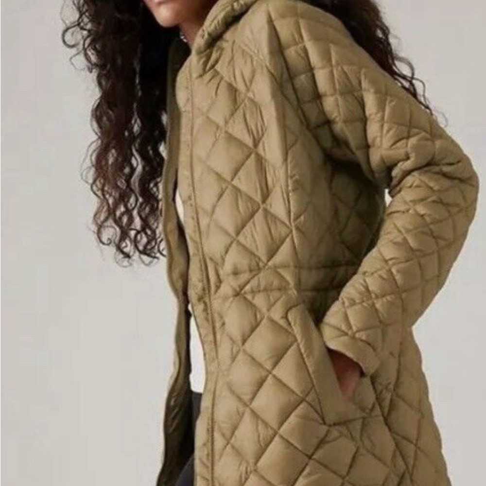 Athleta Whisper Featherless Parka